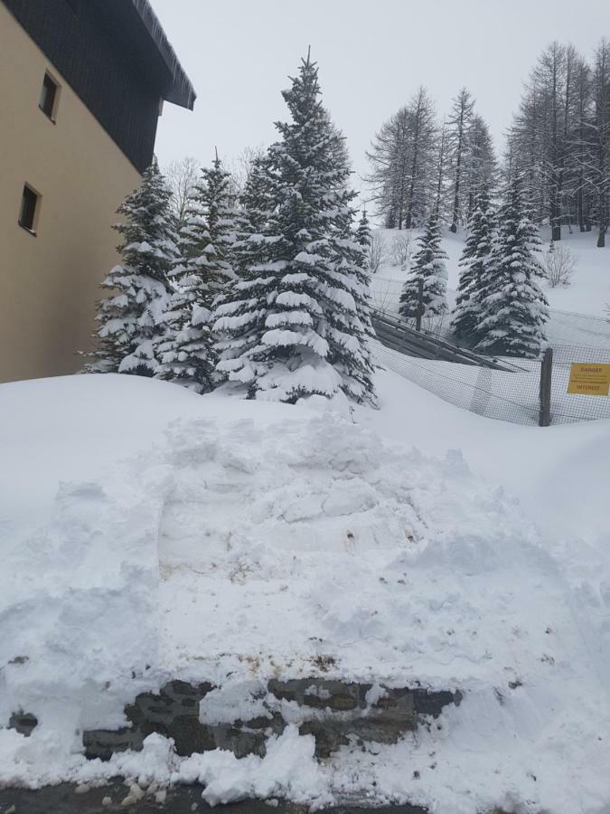 Front De Neige Isola 2000 Exterior foto